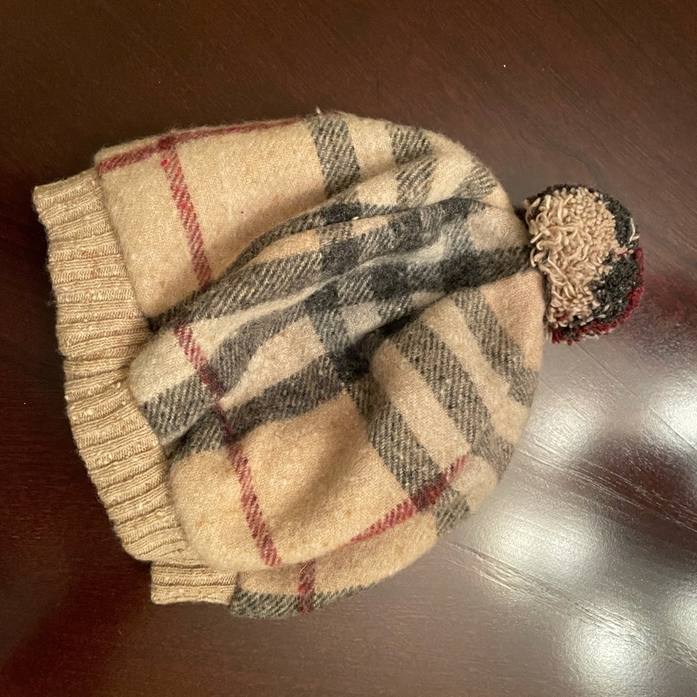 Burberry Nova Check Beanie Hat